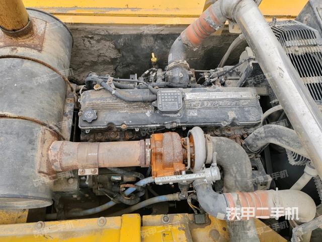 氣門室蓋螺絲特寫(上車部件) 氣門室蓋螺絲特寫(上車部件)