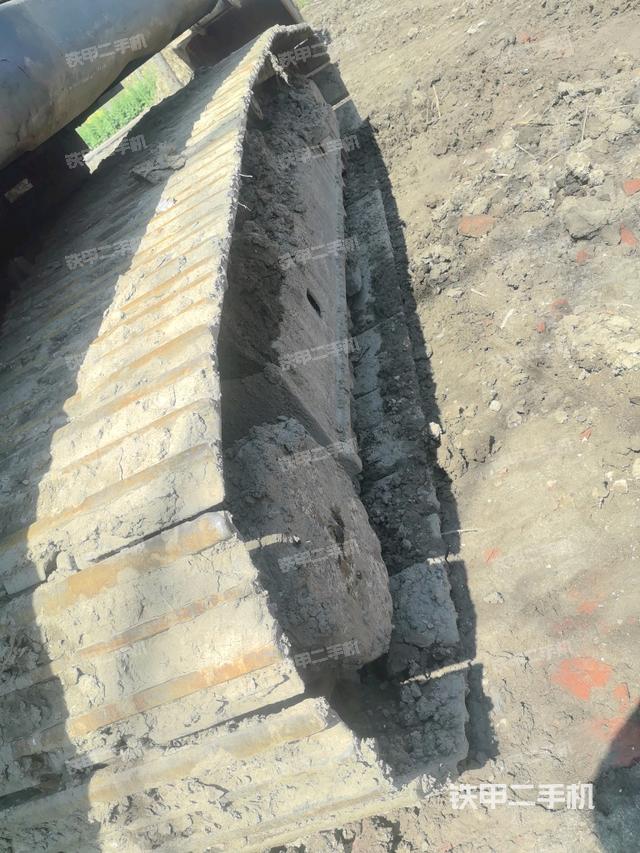 右側(cè)履帶整體（行走機構(gòu)）