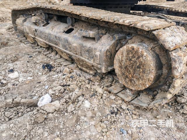 左側(cè)履帶整體?(行走機構(gòu)) 左側(cè)履帶整體?(行走機構(gòu))