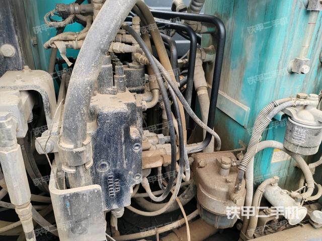 發(fā)動(dòng)機(jī)室(上車部件) 發(fā)動(dòng)機(jī)室(上車部件)