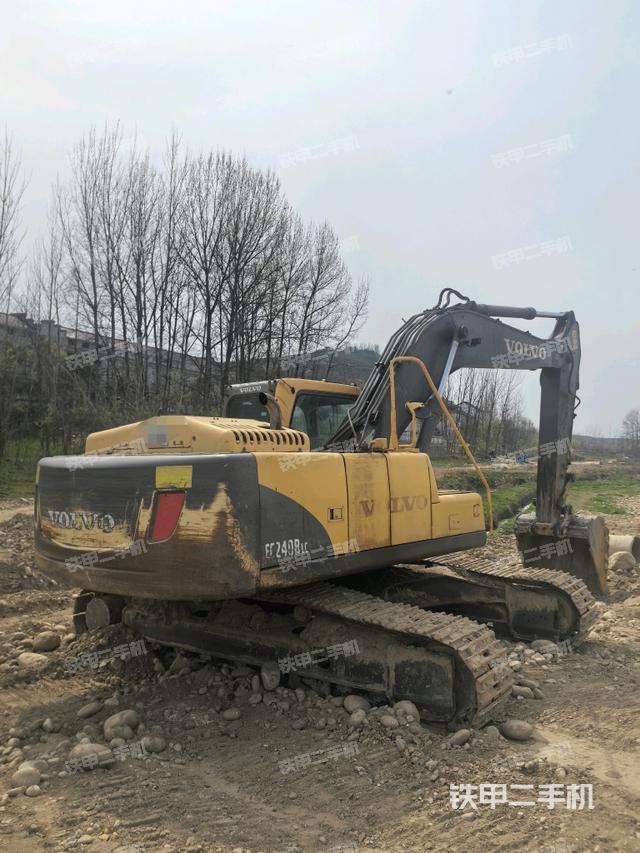 右后45（整機外觀）