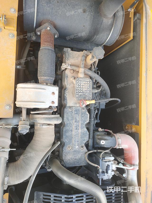 發(fā)動(dòng)機(jī)整體俯視（整機(jī)外觀）