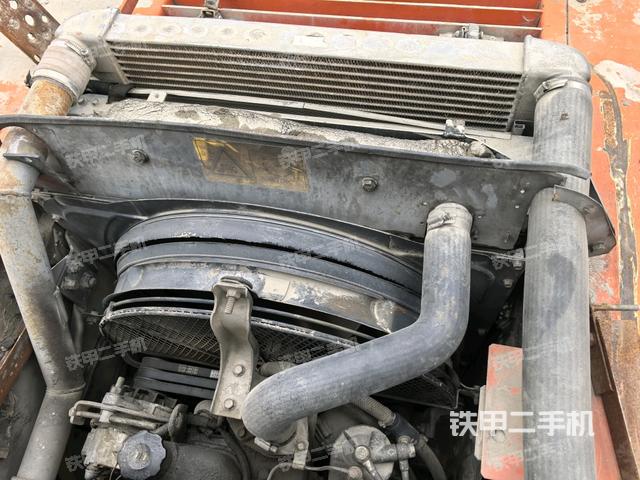 中央回轉(zhuǎn)接頭特寫(上車部件) 中央回轉(zhuǎn)接頭特寫(上車部件)