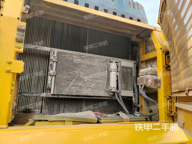 液壓泵室(大件艙室) 液壓泵室(大件艙室)