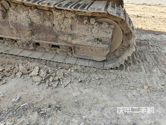 左導(dǎo)向輪（行走機(jī)構(gòu)）