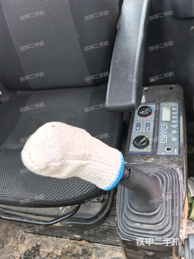 顯示屏?(駕駛室部分) 顯示屏?(駕駛室部分)