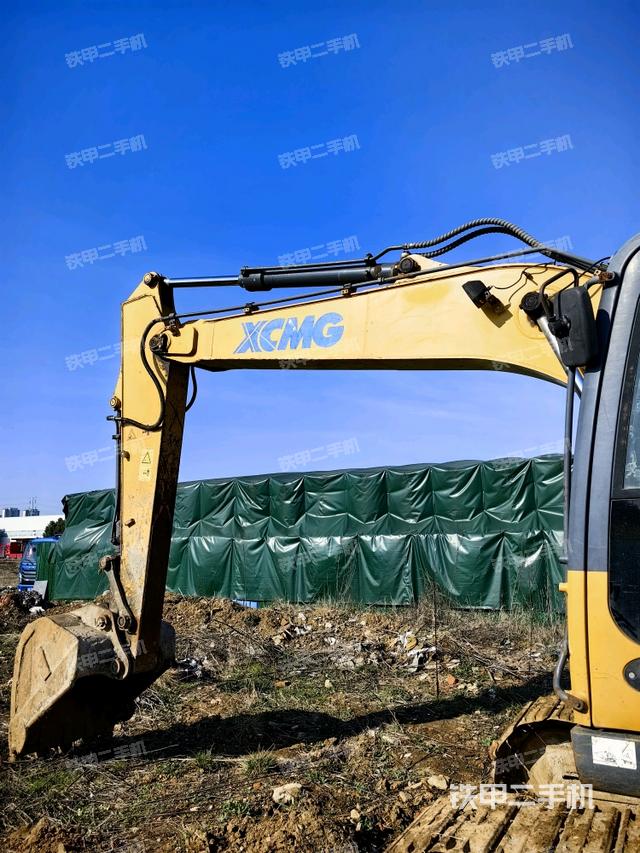 大臂整體?右側(cè)(工作和回轉(zhuǎn)裝置) 大臂整體?右側(cè)(工作和回轉(zhuǎn)裝置)