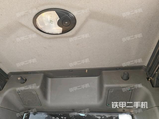 座椅左側(cè)控制臺(tái)/音響/含左手柄（駕駛室部分）