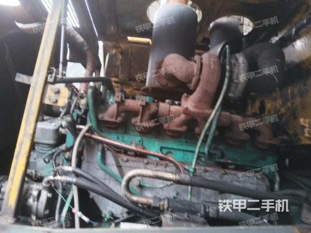 發(fā)動機側面2（動力系統(tǒng)）