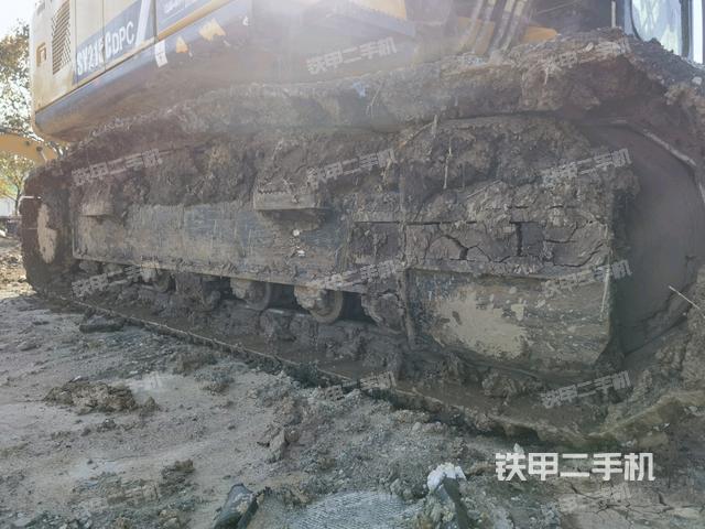 左側(cè)履帶整體?（行走機(jī)構(gòu)）