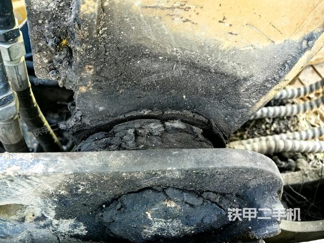 大臂根部?斜視(工作和回轉(zhuǎn)裝置) 大臂根部?斜視(工作和回轉(zhuǎn)裝置)