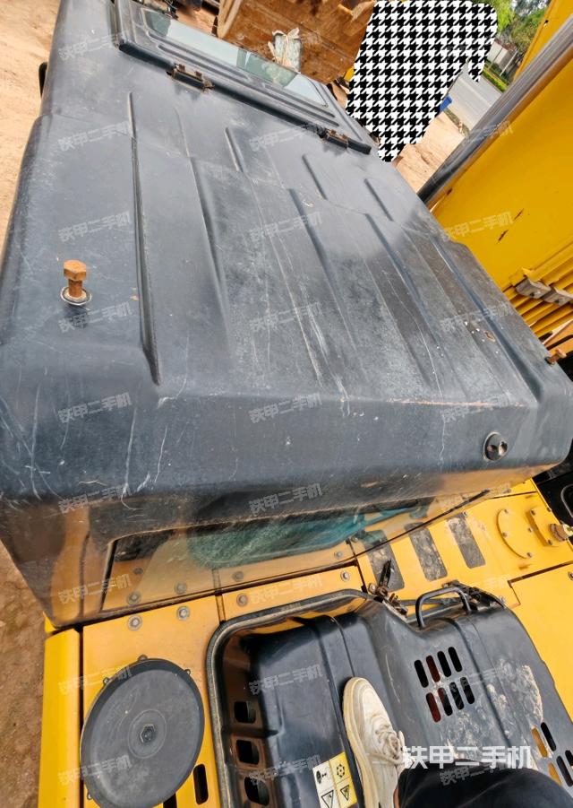 駕駛室頂部（整機(jī)外觀）