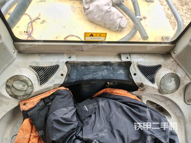 駕駛室左后45度（駕駛室部分）