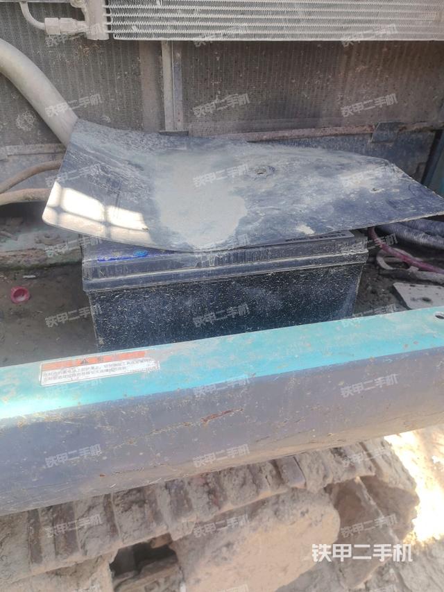 電瓶（大件艙室）