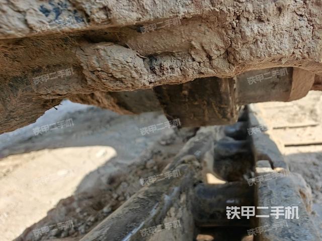 右導(dǎo)向輪（行走機(jī)構(gòu)）