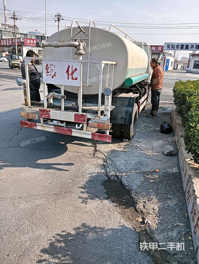 整机右后45°（设备外观及核心部件）