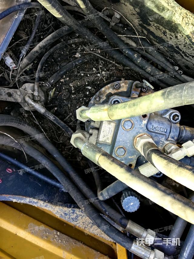 回轉(zhuǎn)馬達(dá)(上車部件) 回轉(zhuǎn)馬達(dá)(上車部件)