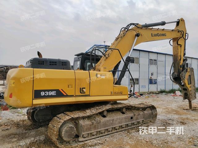 右后45(整機外觀) 右后45(整機外觀)