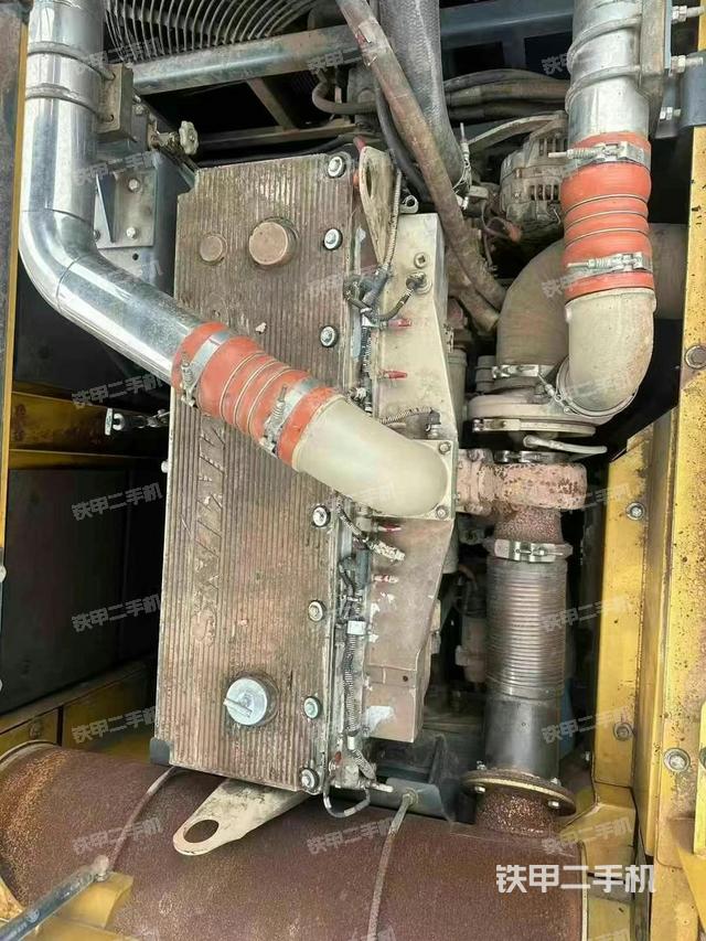 发动机整体俯视（整机外观）