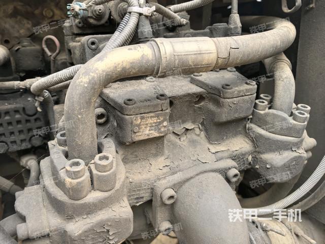液壓泵斜45?左(大件艙室) 液壓泵斜45?左(大件艙室)