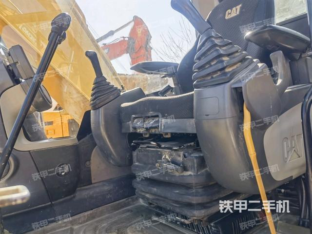 駕駛室整體（整機(jī)外觀）