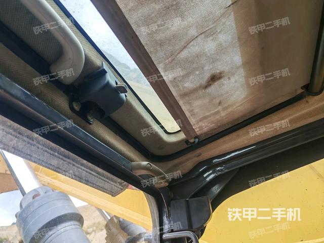 座椅后部（駕駛室部分）