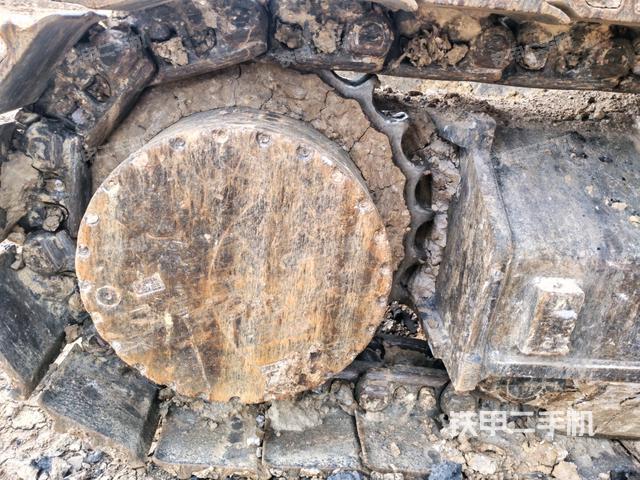 右驅(qū)動輪(行走機構(gòu)) 右驅(qū)動輪(行走機構(gòu))