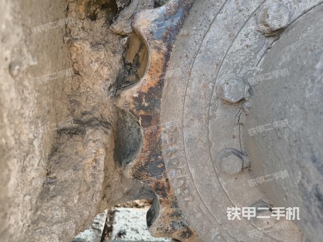 右導向輪(行走機構) 右導向輪(行走機構)