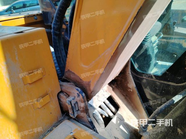 大臂根部?斜(工作和回轉(zhuǎn)裝置) 大臂根部?斜(工作和回轉(zhuǎn)裝置)