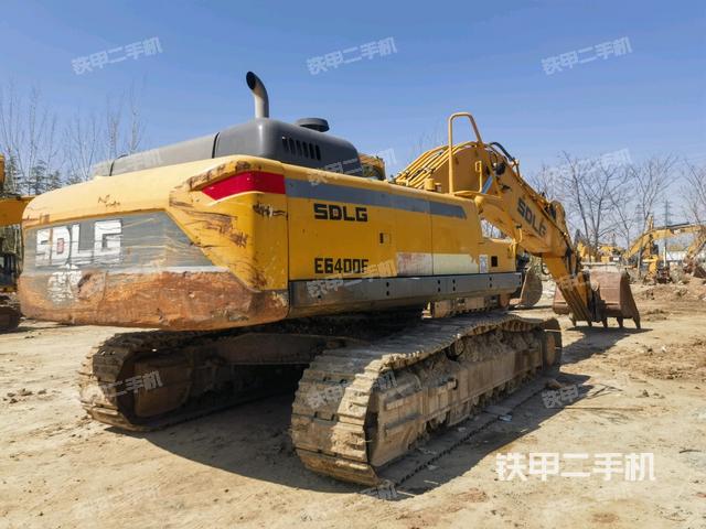 整機右后45°（整機外觀）