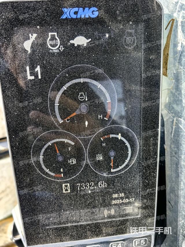 小時(shí)表(駕駛室部分) 小時(shí)表(駕駛室部分)