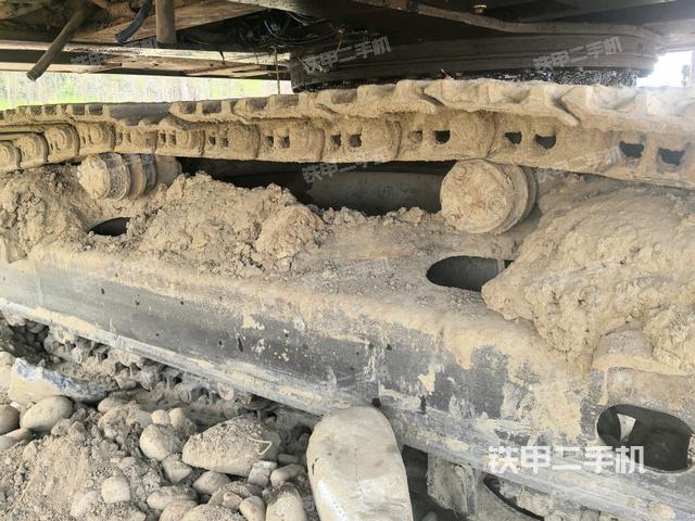 左側行走馬達蓋板（行走機構）