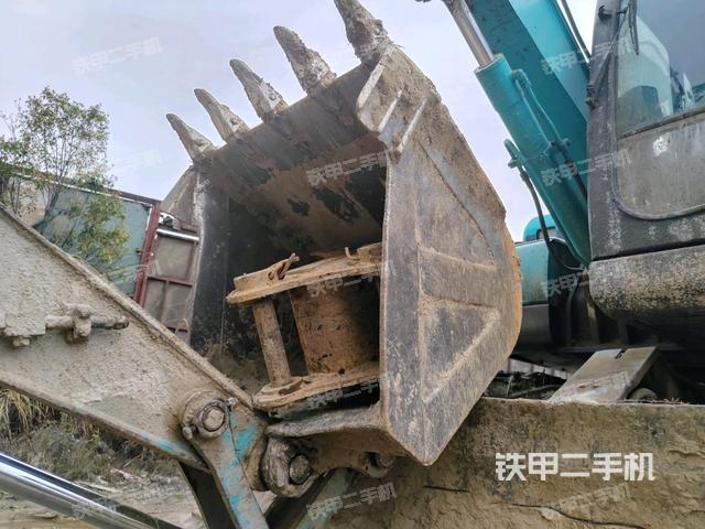 鏟斗45度(工作和回轉(zhuǎn)裝置) 鏟斗45度(工作和回轉(zhuǎn)裝置)
