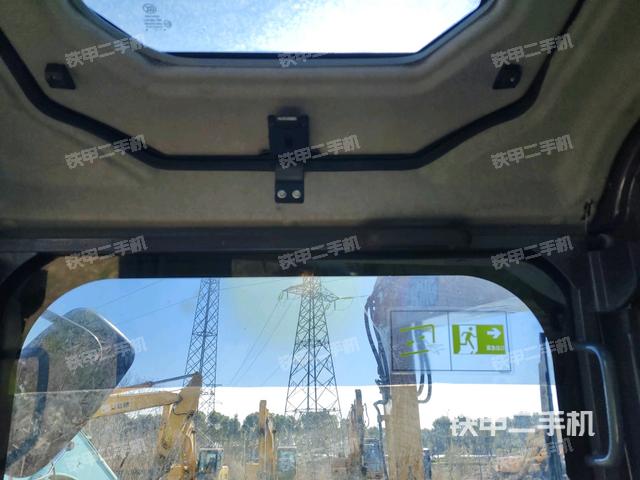 后窗玻璃角標(biāo)（駕駛室部分）