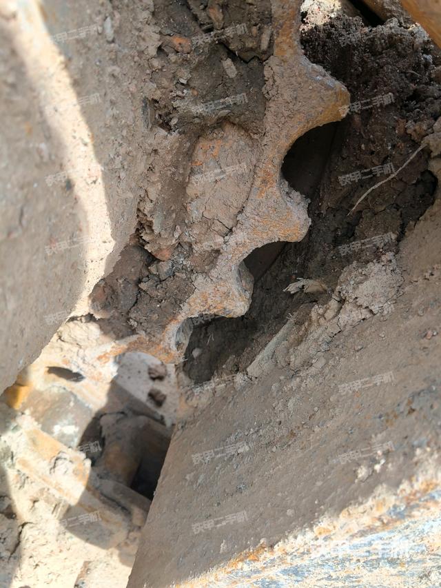 單側(cè)履帶整體（整機外觀）