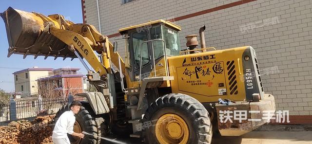 駕駛室操作臺（整機(jī)外觀及大件）