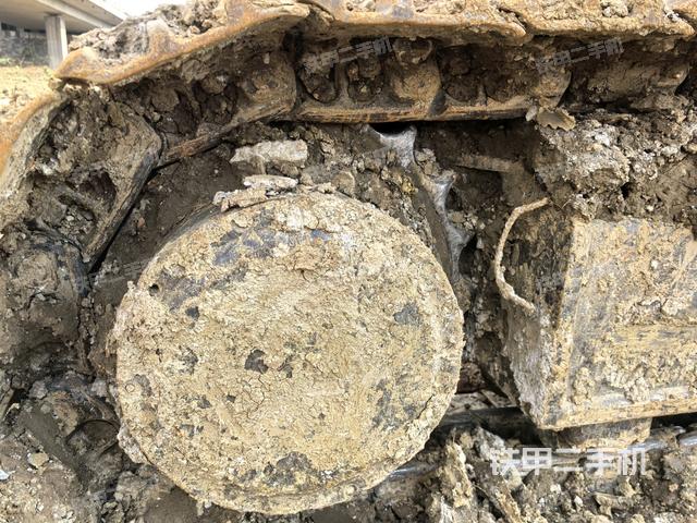 右驅(qū)動(dòng)輪(行走機(jī)構(gòu)) 右驅(qū)動(dòng)輪(行走機(jī)構(gòu))