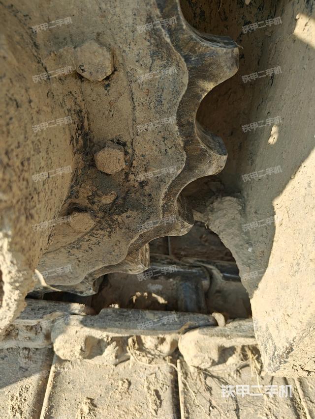 左側(cè)行走馬達(dá)蓋板（行走機(jī)構(gòu)）