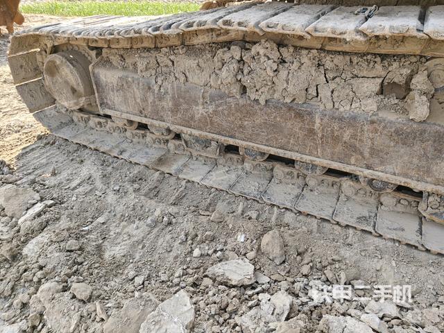 左側(cè)行走馬達(dá)蓋板（行走機(jī)構(gòu)）