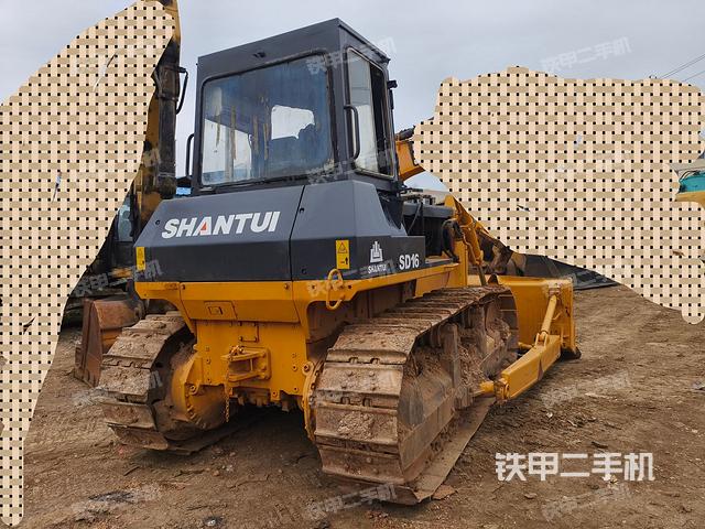 整機右后45°(設(shè)備外觀及核心部件) 整機右后45°(設(shè)備外觀及核心部件)