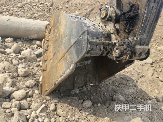 鏟斗右后整體（工作和回轉裝置）