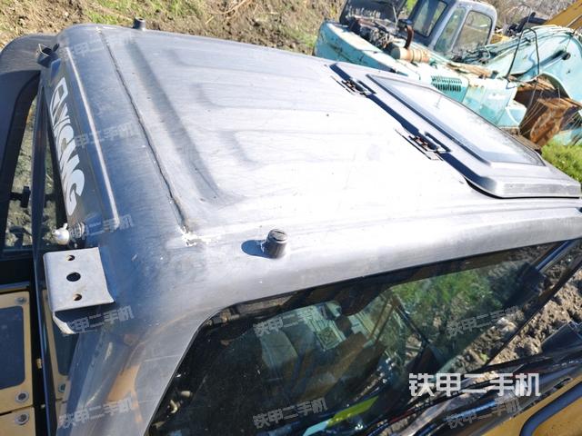 駕駛室頂部俯視（上車部件）