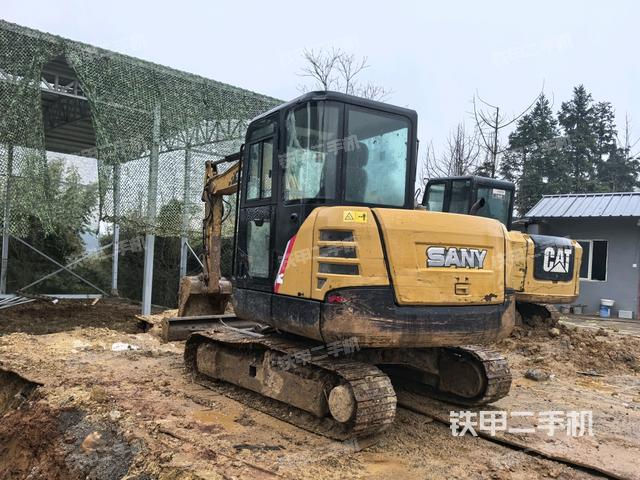 左后45(整機外觀) 左后45(整機外觀)