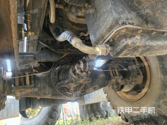 后驅(qū)動橋(液壓/傳動系統(tǒng)) 后驅(qū)動橋(液壓/傳動系統(tǒng))