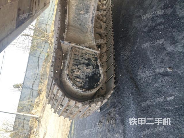 右側(cè)行走馬達(dá)蓋板(行走機(jī)構(gòu)) 右側(cè)行走馬達(dá)蓋板(行走機(jī)構(gòu))