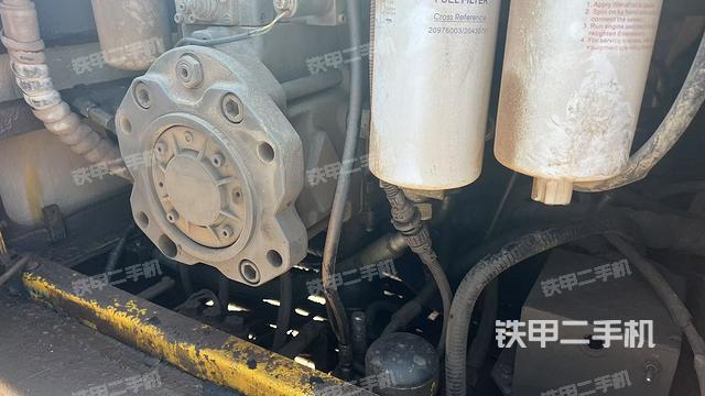 液壓泵斜45?右（大件艙室）