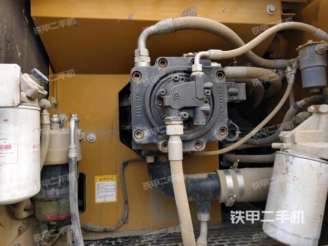 液壓泵室(大件艙室) 液壓泵室(大件艙室)