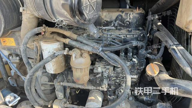 發(fā)動機室(上車部件) 發(fā)動機室(上車部件)