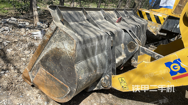 工作裝置整體（整機外觀及大件）