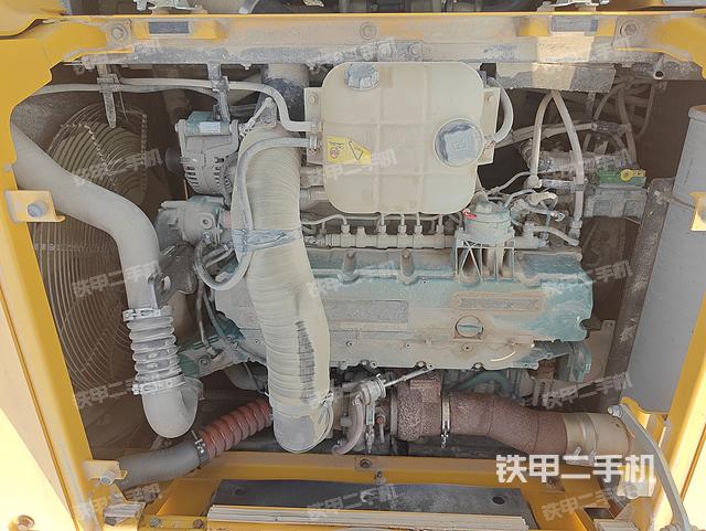 发动机整体俯视（整机外观）